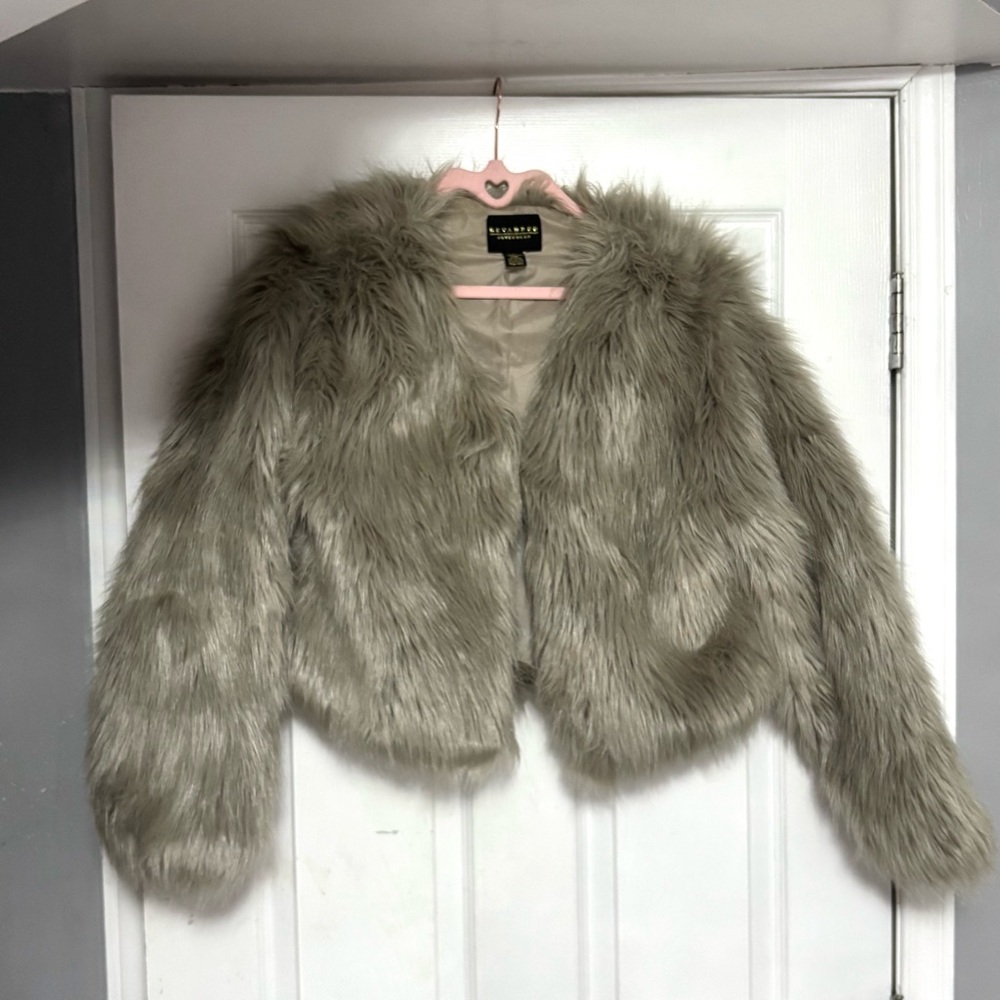 Faux Fur Cropped Jacket - Medium